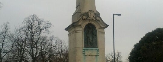 Wimbledon War Memorial is one of London Landmarks.