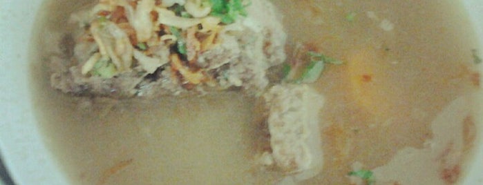 Sop tulang mbak mi solo batre is one of Batam Foodies.