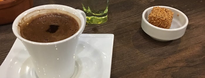 Kah’Veli Cafe & Nargile is one of Locais curtidos por Fatih.