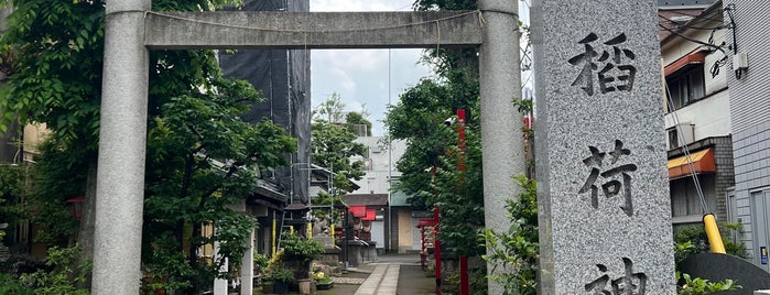 皆中稲荷神社 is one of 新宿区.