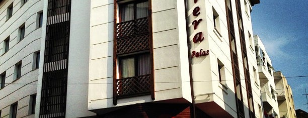 Veramor Hotel is one of สถานที่ที่ EGETOUR Car Hire ถูกใจ.