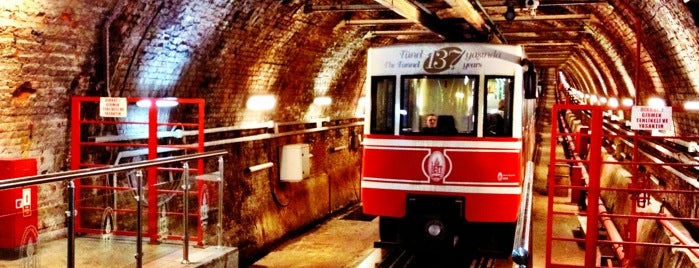 Tünel is one of İstanbul'un "olmazsa olmaz" yerleri.