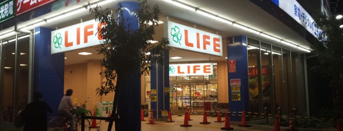 ライフ 三国橋店 is one of ライフコーポレーション.