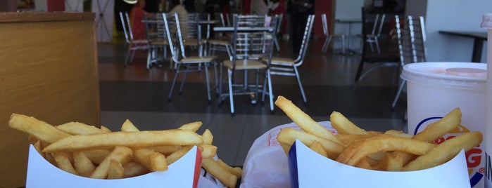 Burger King is one of Lugares favoritos de Tariq.