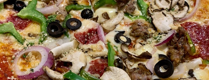 California Pizza Kitchen is one of Foodies Must Try.
