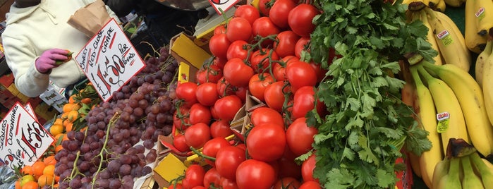 Bethnal Green Street Market is one of Markets and stalls.