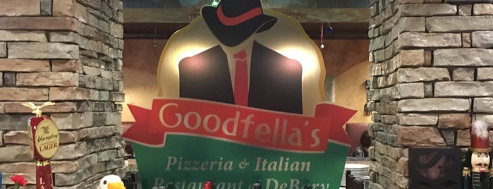 Goodfella's Pizzeria & Italian Restaurant is one of Favs.