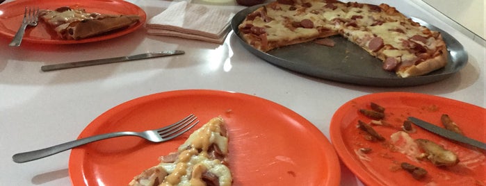 Alferno's Pizza is one of Mis lugares.