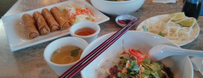 Pho Minh is one of Alex's Saved Places.
