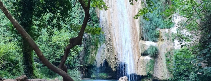 Kalamari waterfall is one of Foinikounta.