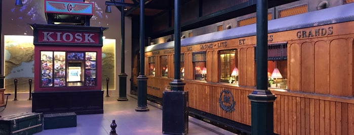 Het Spoorwegmuseum is one of Locais curtidos por Павел.