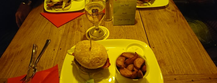 Cantina Restaurante + Bar is one of Lieux qui ont plu à Matthias.
