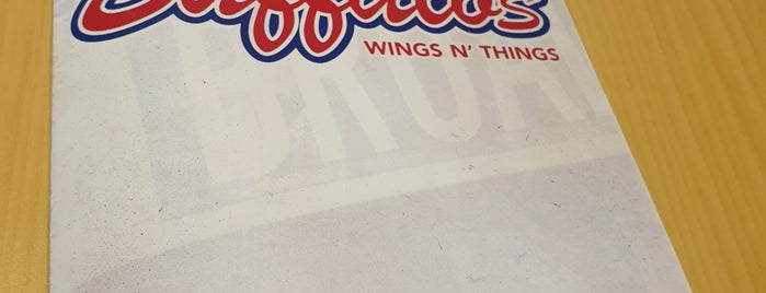 Buffalo's Wings N' Things is one of สถานที่ที่ Joyce ถูกใจ.