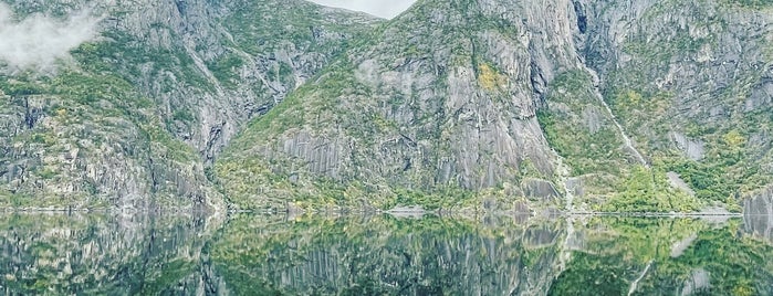 Norsk Natursenter Hardanger is one of Tempat yang Disukai Jared.