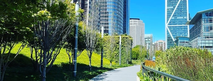 Salesforce Park is one of Luísさんのお気に入りスポット.