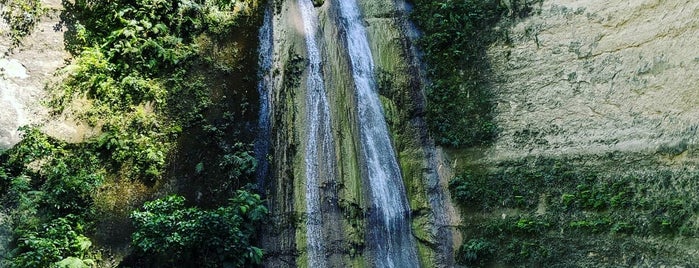 Dao Falls is one of สถานที่ที่ Kunal ถูกใจ.