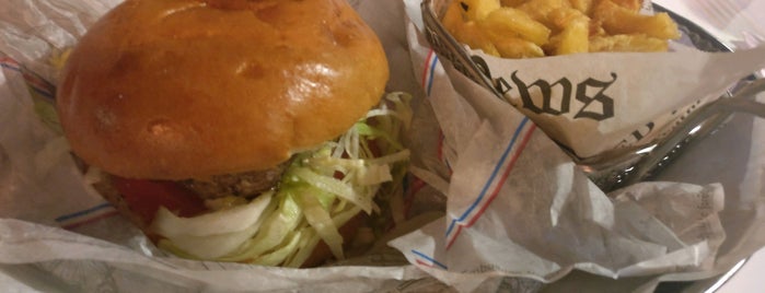 Duke Burger House is one of Burger a Paname.