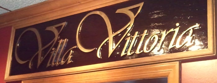 Villa Vittoria is one of สถานที่ที่บันทึกไว้ของ Lizzie.