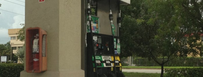 Hess Gas Station is one of Trace.