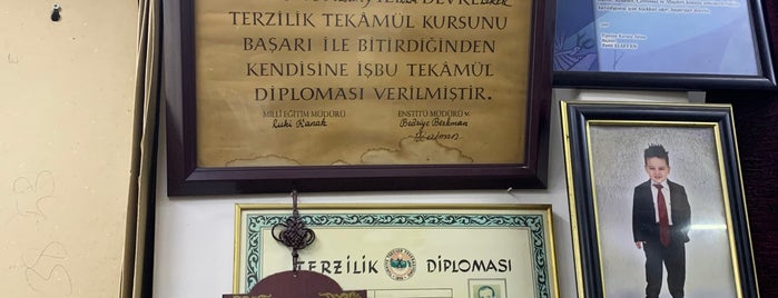 Murat Terzihanesi Bedri Sevim is one of Eski Ustalar.