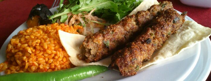 Yener Kebap is one of Tolga'nın Beğendiği Mekanlar.