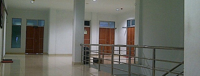 Pengadilan Negeri Kelas 1A is one of Best Of Office Building.