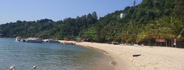 Cham island is one of Lieux qui ont plu à Natalie.