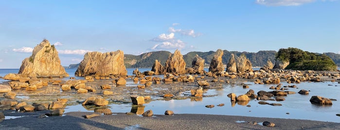 Hashigui-iwa Rock is one of Japan.