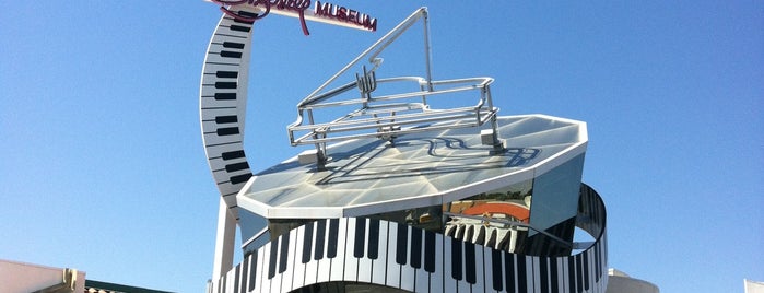 Liberace Museum & Foundation is one of Las Vegas.