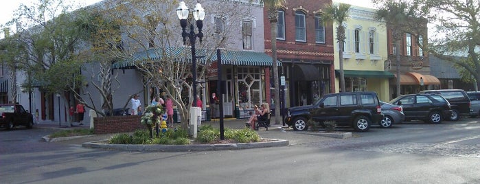 Historic Downtown Fernandina Beach is one of K Eさんのお気に入りスポット.