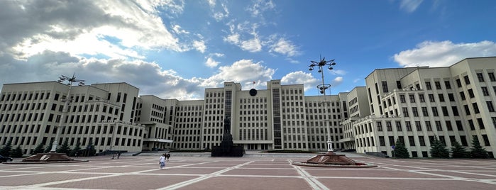 Дом Правительства is one of Минск.