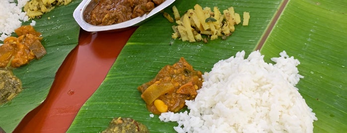 Sri Ananda Bahwan Restaurant ஶ்ரீ ஆனந்த பவன் உணவகம் is one of Locais curtidos por Ee Leen.