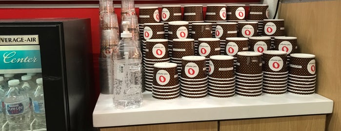 Red Mango is one of Jiehanさんのお気に入りスポット.