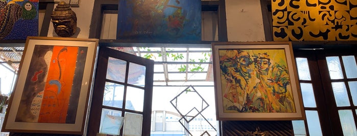 Pansodan Gallery is one of Yangon 2018.