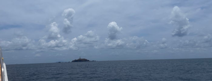 Mikomotoshima Lighthouse is one of 近代化産業遺産IV 中部地方.