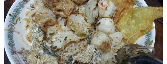 ลูกชิ้นปลานายเม้ง is one of Top picks for Asian Restaurants.