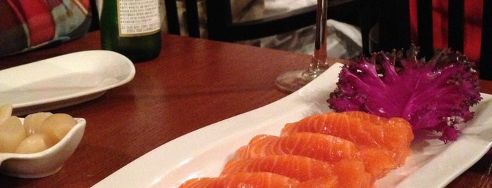 SOVS with salmon is one of get around SEOUL*.