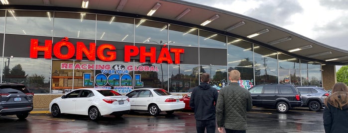 Hồng Phát (Food Center & Deli) is one of T+L's Definitive Guide to Portland.