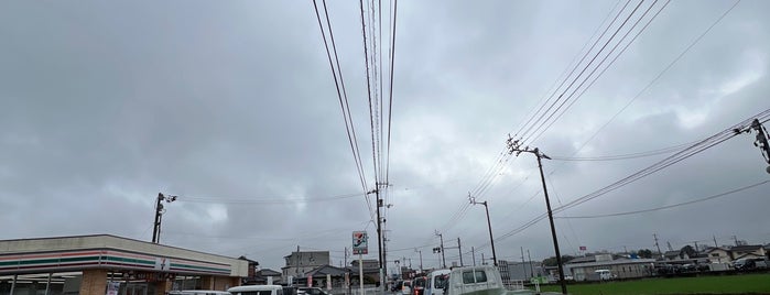 セブンイレブン 三木町池戸店 is one of セブンイレブン@香川県.