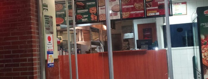 Papa John's is one of Lugares frecuentes.