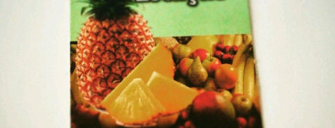 Abacaxi e Frutas da Estacao is one of Angelさんのお気に入りスポット.