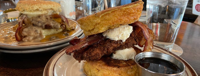 Denver Biscuit Company is one of Billさんのお気に入りスポット.
