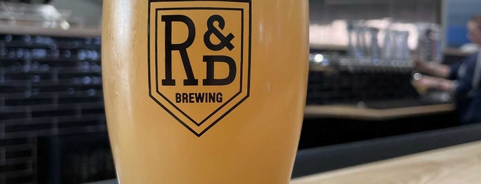 R&D Brewing is one of สถานที่ที่ Tom ถูกใจ.