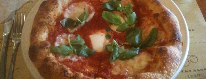 Pizzeria Mozza is one of Global To-Do.