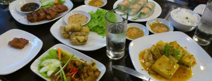 Bà Nội's is one of Food Adventures '14.