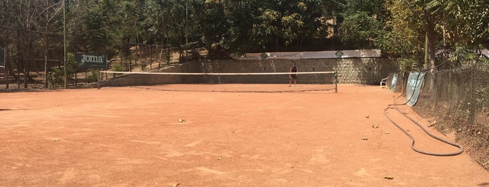 Qods Tennis Club | باشگاه تنیس قدس is one of Lieux qui ont plu à Aysan.