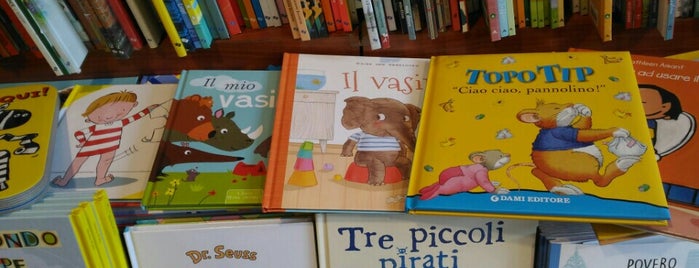 Libri e Libri is one of สถานที่ที่ Valentina ถูกใจ.