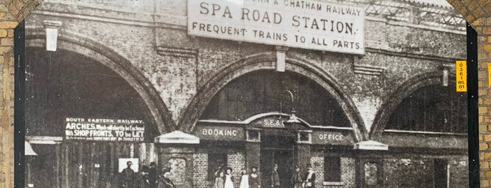 Spa Terminus is one of London markets.