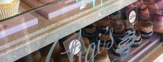 Gigi's Cupcakes is one of Bakery.