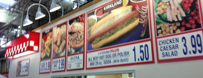 Costco Food Court is one of Lieux qui ont plu à Andrew.